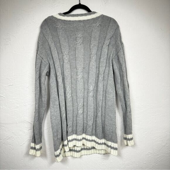 Revolve Superdown Grey Cable Knit Sweater Dress Womens M V Neck Preppy Academia - Picture 11 of 11